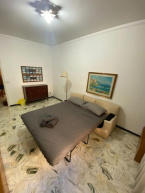 La Milonga 2 -Affitto Camere - Bagno e Cucina in comune Genova